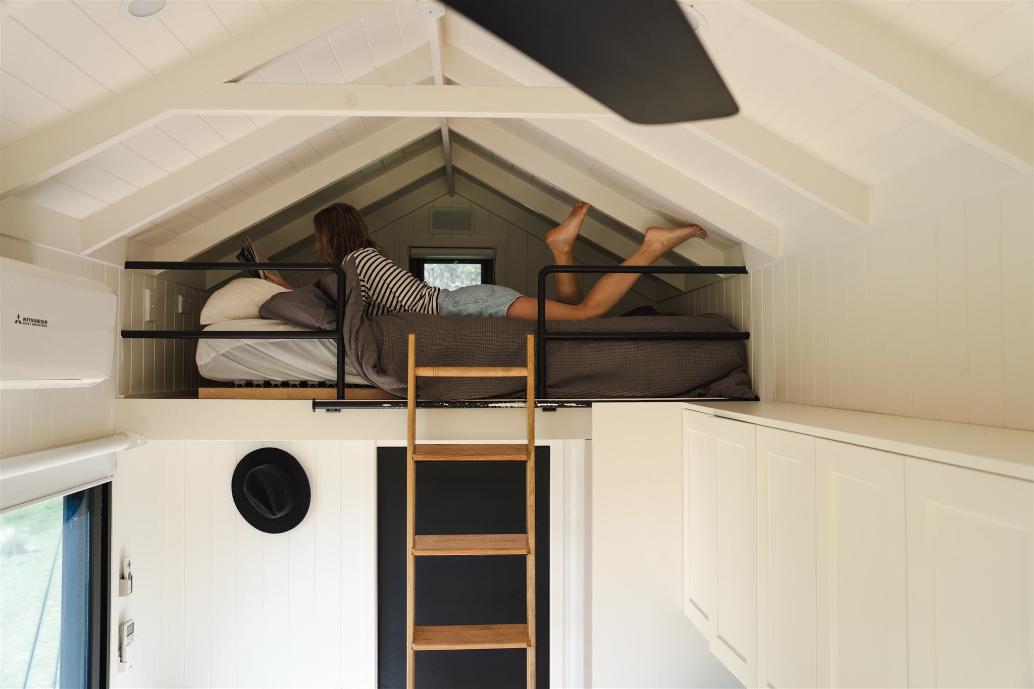 summer in the blue mountains